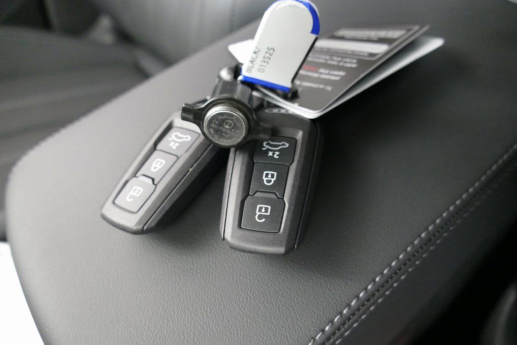 Used 2025 Audi Q5 Premium Plus w/ Premium Plus image 13