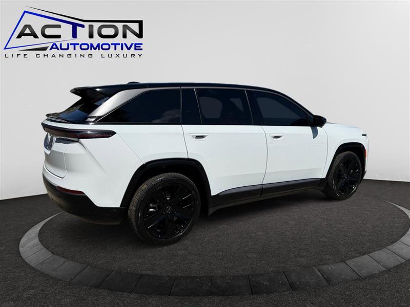 Used 2024 Jeep Wagoneer Launch Edition image 8