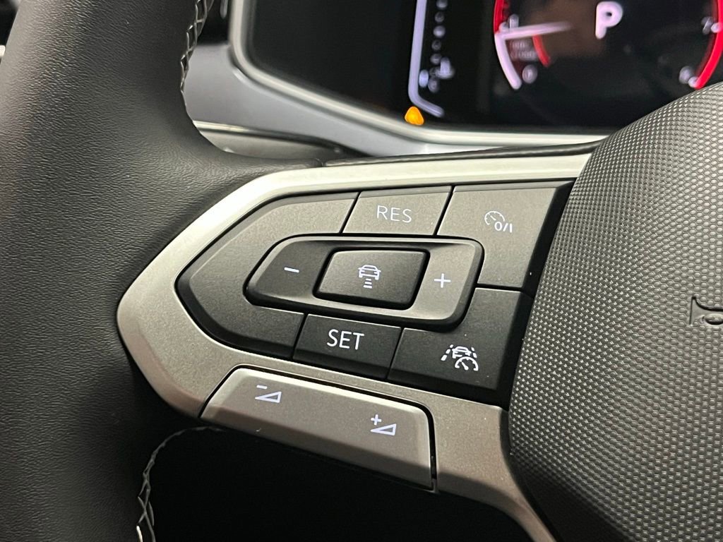 New 2025 Volkswagen Taos SEL AWD/4WD image 25