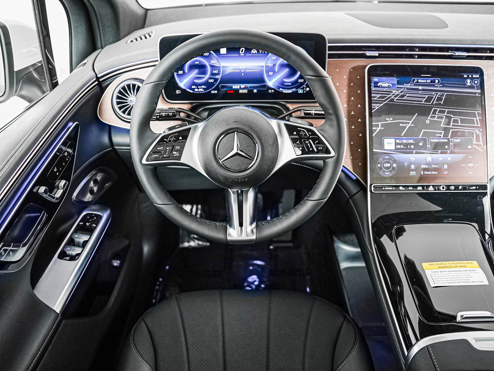 New 2026 Mercedes-Benz EQE 320 4MATIC SUV image 10