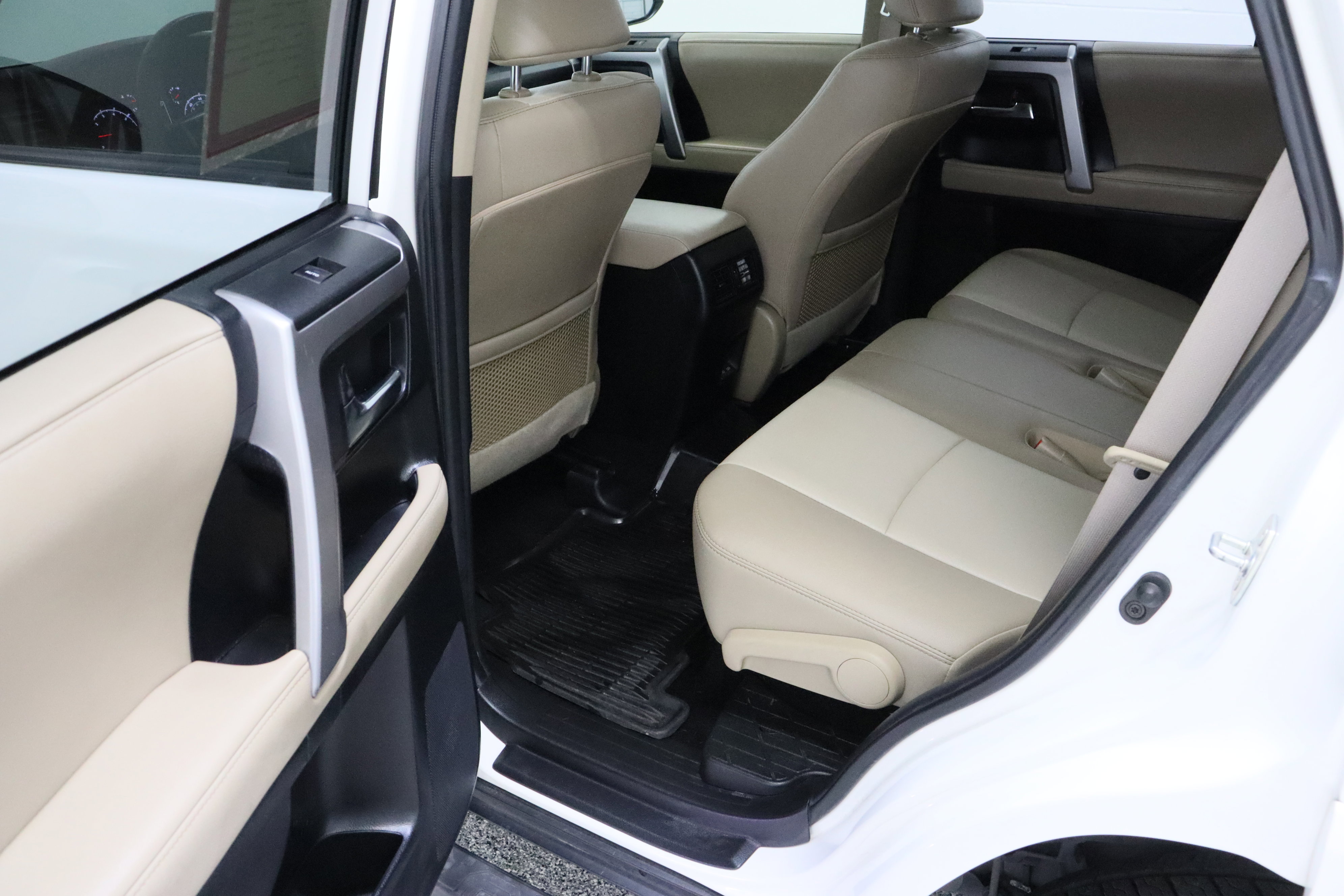 Certified 2023 Toyota 4Runner SR5 Premium w/ Moonroof Package image 30