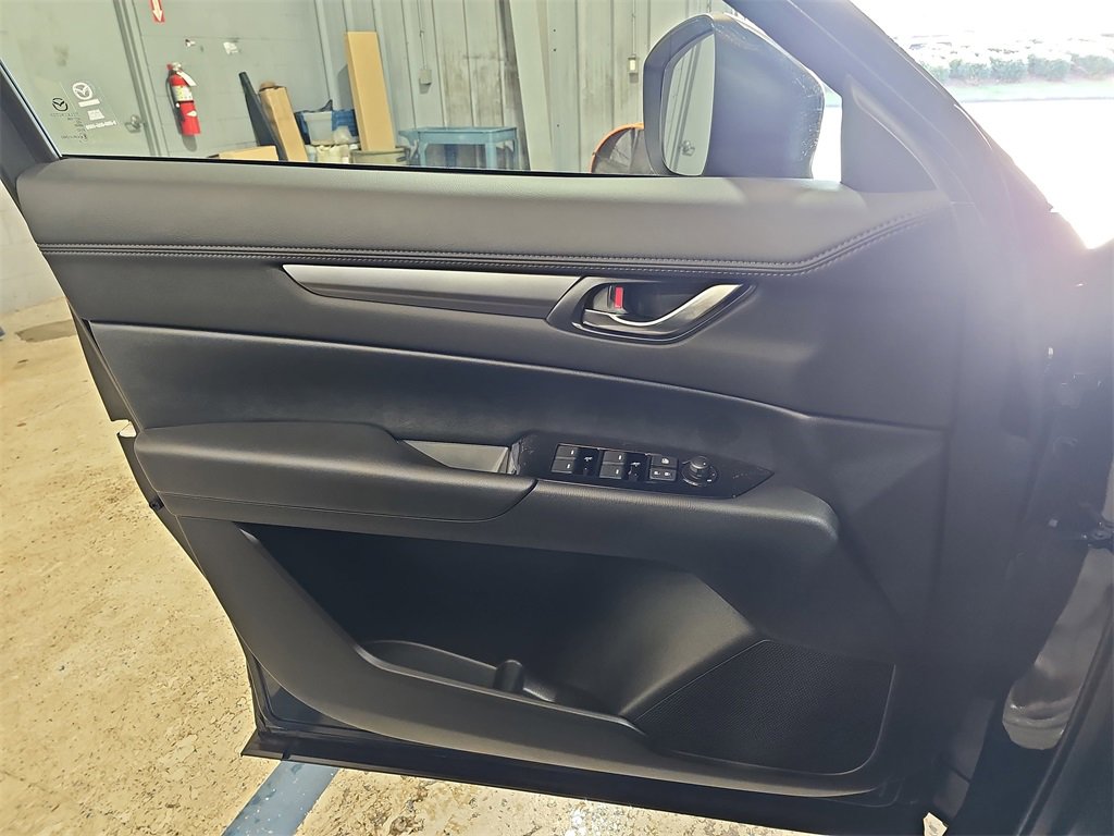 New 2025 MAZDA CX-5 AWD 2.5 S w/ Preferred Package image 28