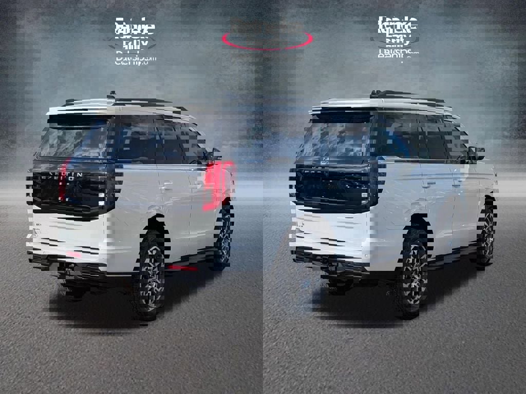 New 2026 Ford Expedition Active image 34