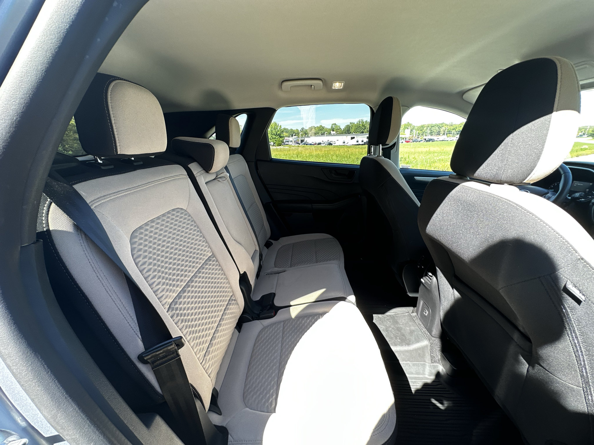 Used 2022 Ford Escape SE w/ Convenience Package FWD image 27