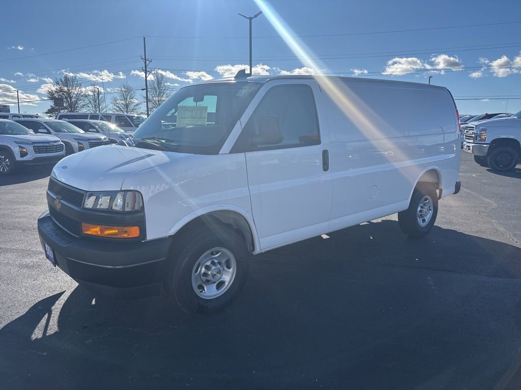 New 2025 Chevrolet Express 2500 w/ Driver Convenience Package RWD image 7