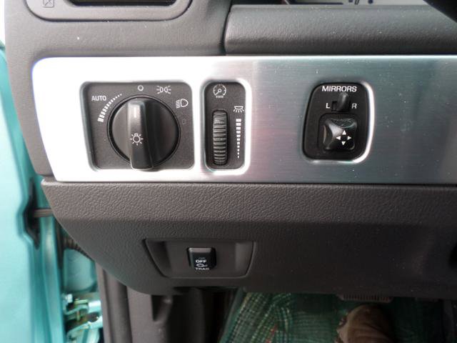 Used 2002 Ford Thunderbird image 22