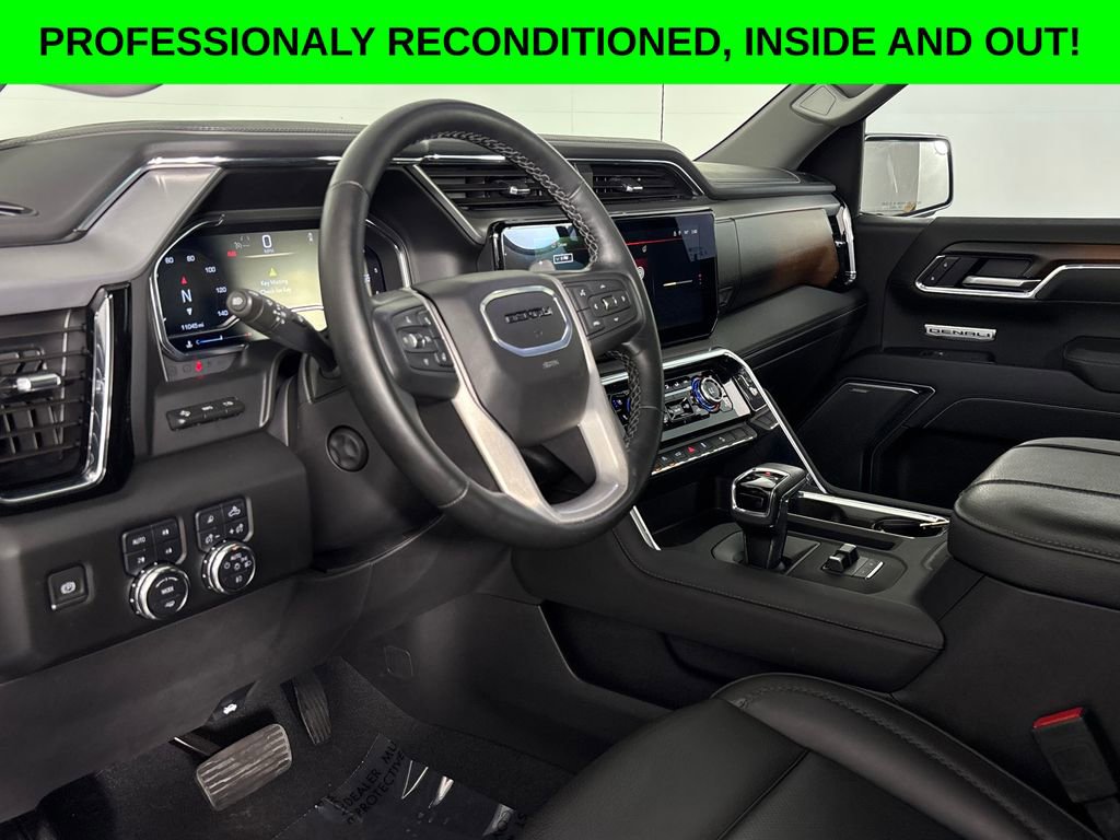 Used 2025 GMC Sierra 1500 Denali w/ Technology Package AWD/4WD image 8