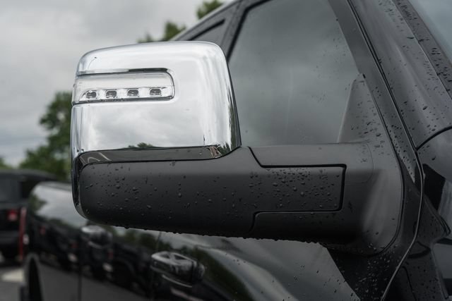 New 2026 RAM 3500 Laramie AWD/4WD image 24