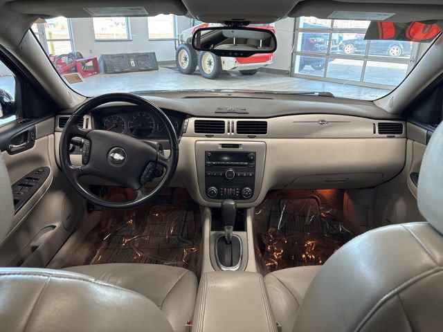 Used 2007 Chevrolet Impala LTZ image 10