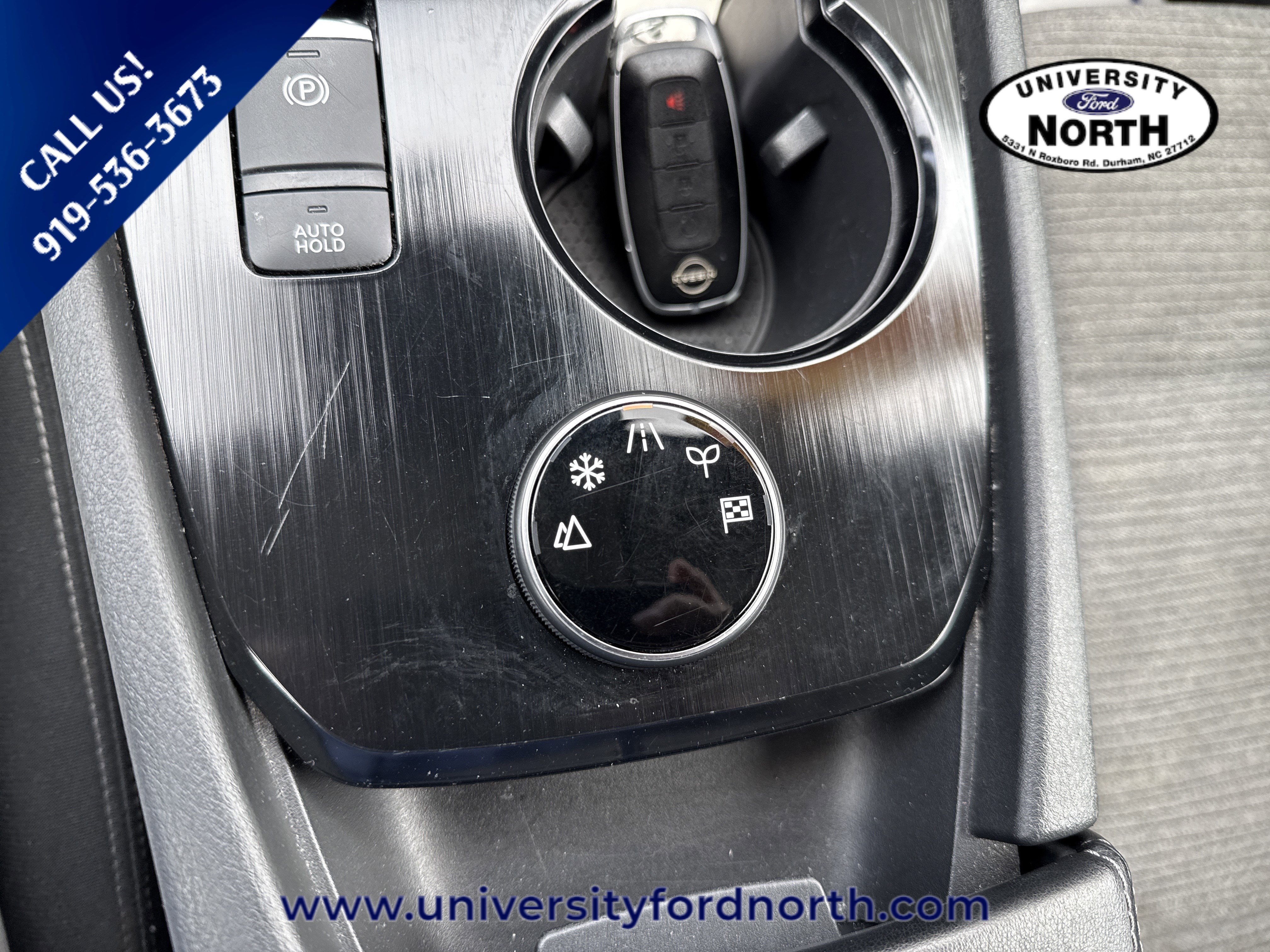 Used 2023 Nissan Rogue SV image 27