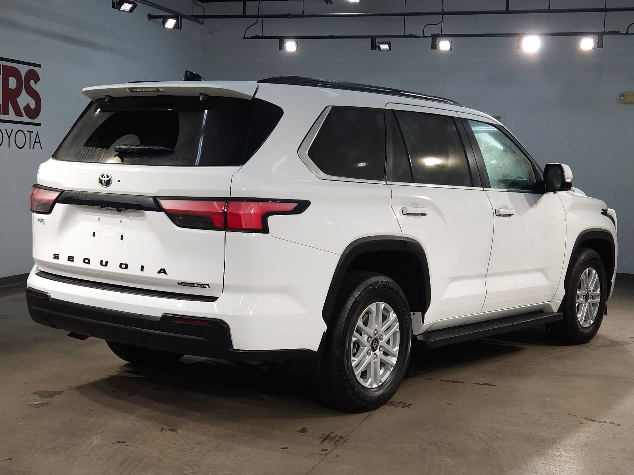 Certified 2025 Toyota Sequoia SR5 image 7