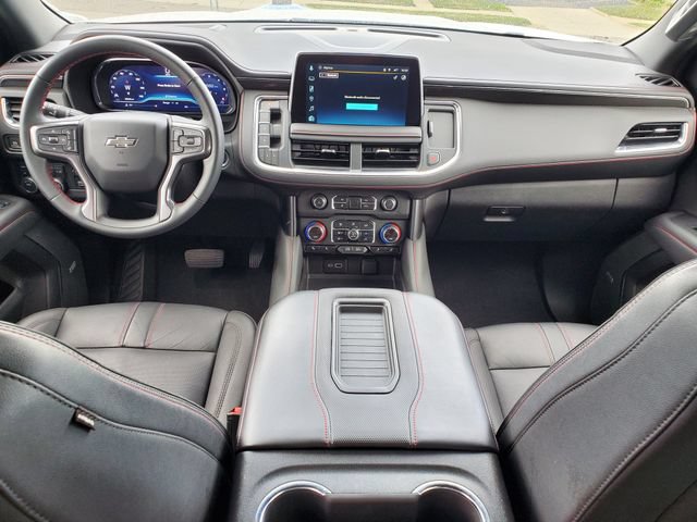 Certified 2024 Chevrolet Suburban RST w/ Luxury Package AWD/4WD image 17