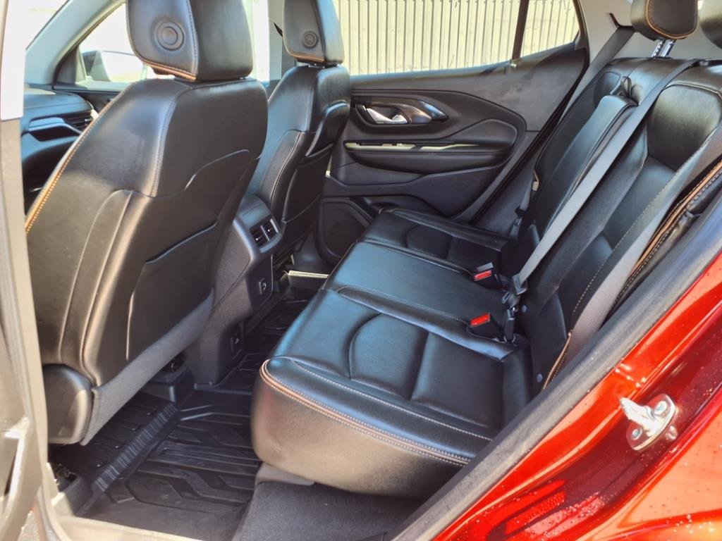 Used 2024 GMC Terrain AT4 w/ Tech Package image 14