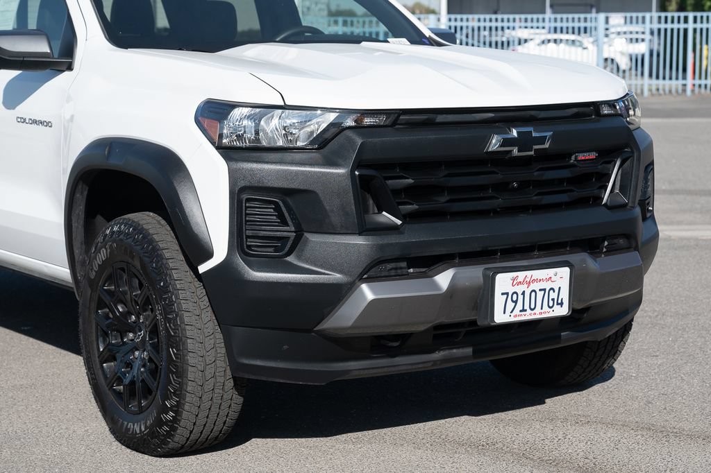 Used 2025 Chevrolet Colorado Trail Boss AWD/4WD image 9