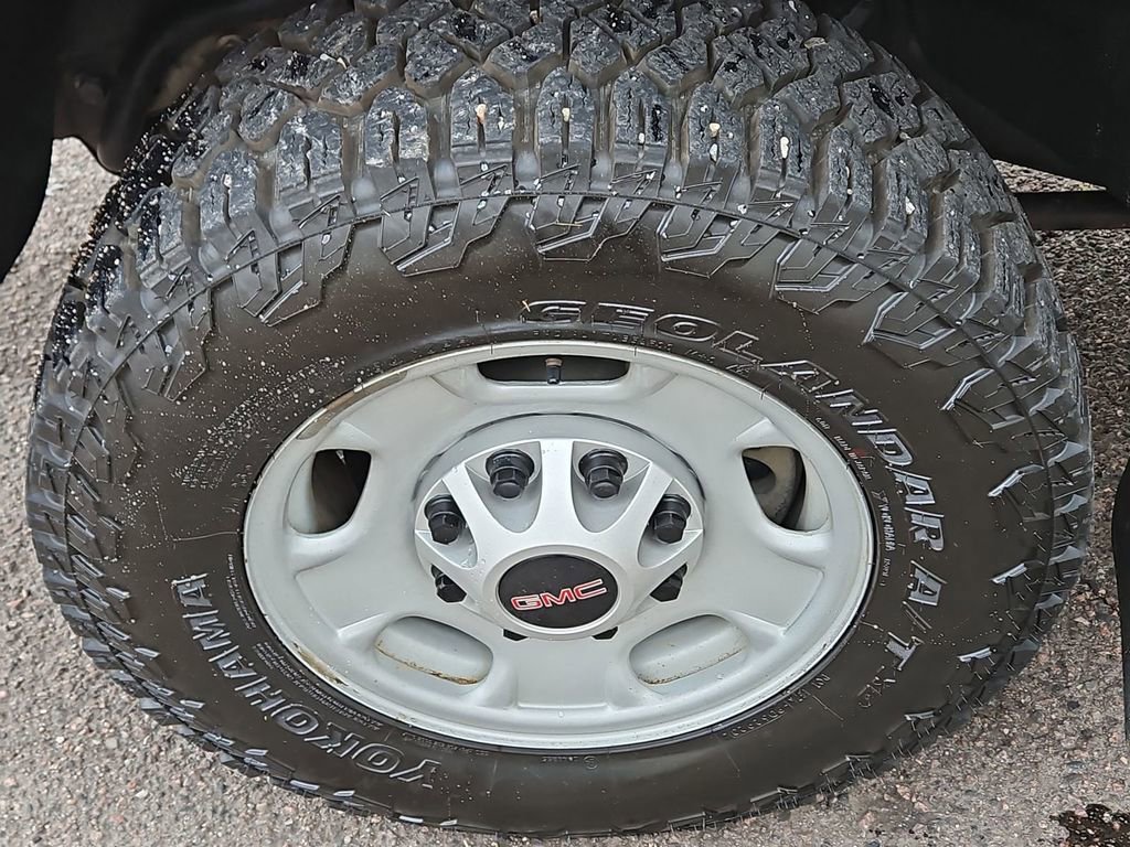 Used 2022 GMC Sierra 2500 SLE image 11