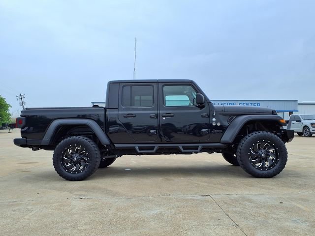 Used 2021 Jeep Gladiator Sport AWD/4WD image 4