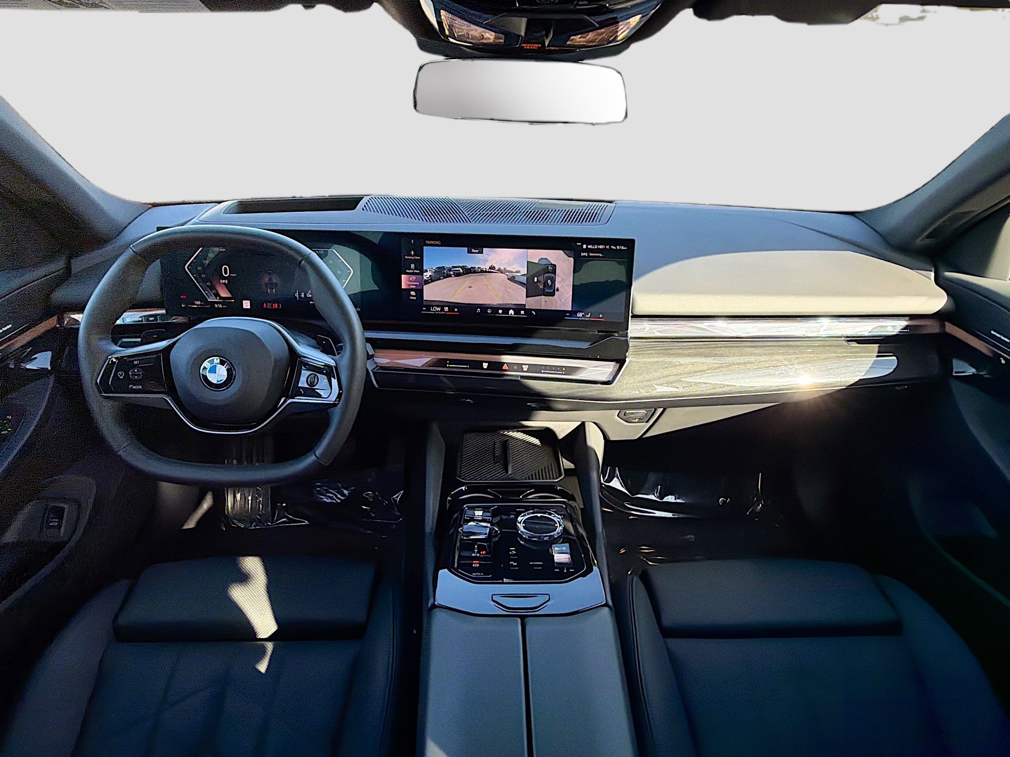 Used 2024 BMW 540i xDrive w/ Executive Package AWD/4WD image 17