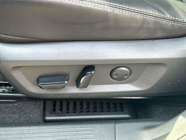 Used 2023 Nissan Rogue SL image 29