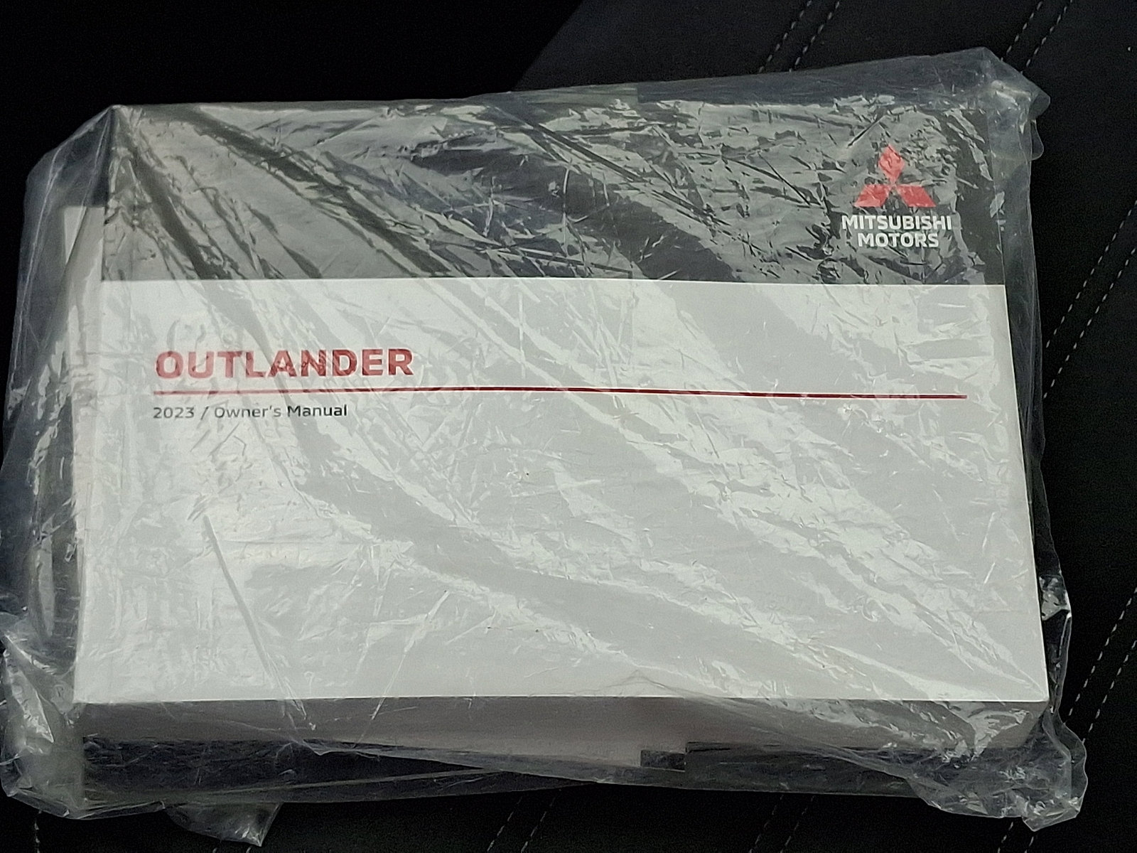 Used 2023 Mitsubishi Outlander SE image 25