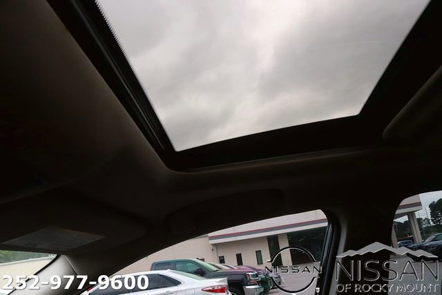 Used 2022 Nissan Altima 2.5 SR w/ Midnight Edition Package AWD/4WD image 29