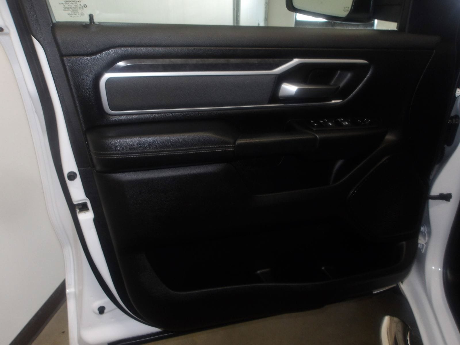 Used 2023 RAM 1500 Big Horn AWD/4WD image 18
