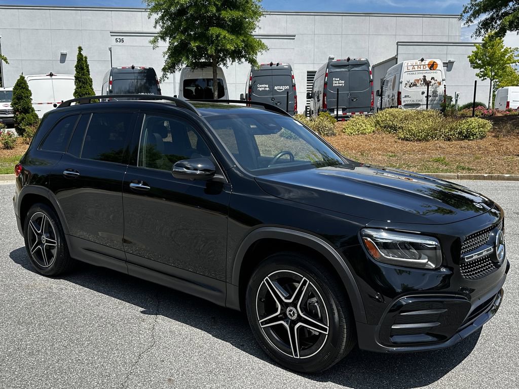 Certified 2025 Mercedes-Benz GLB 250 4MATIC image 2
