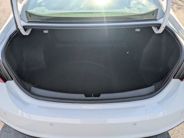 Used 2025 Chevrolet Malibu LT image 13