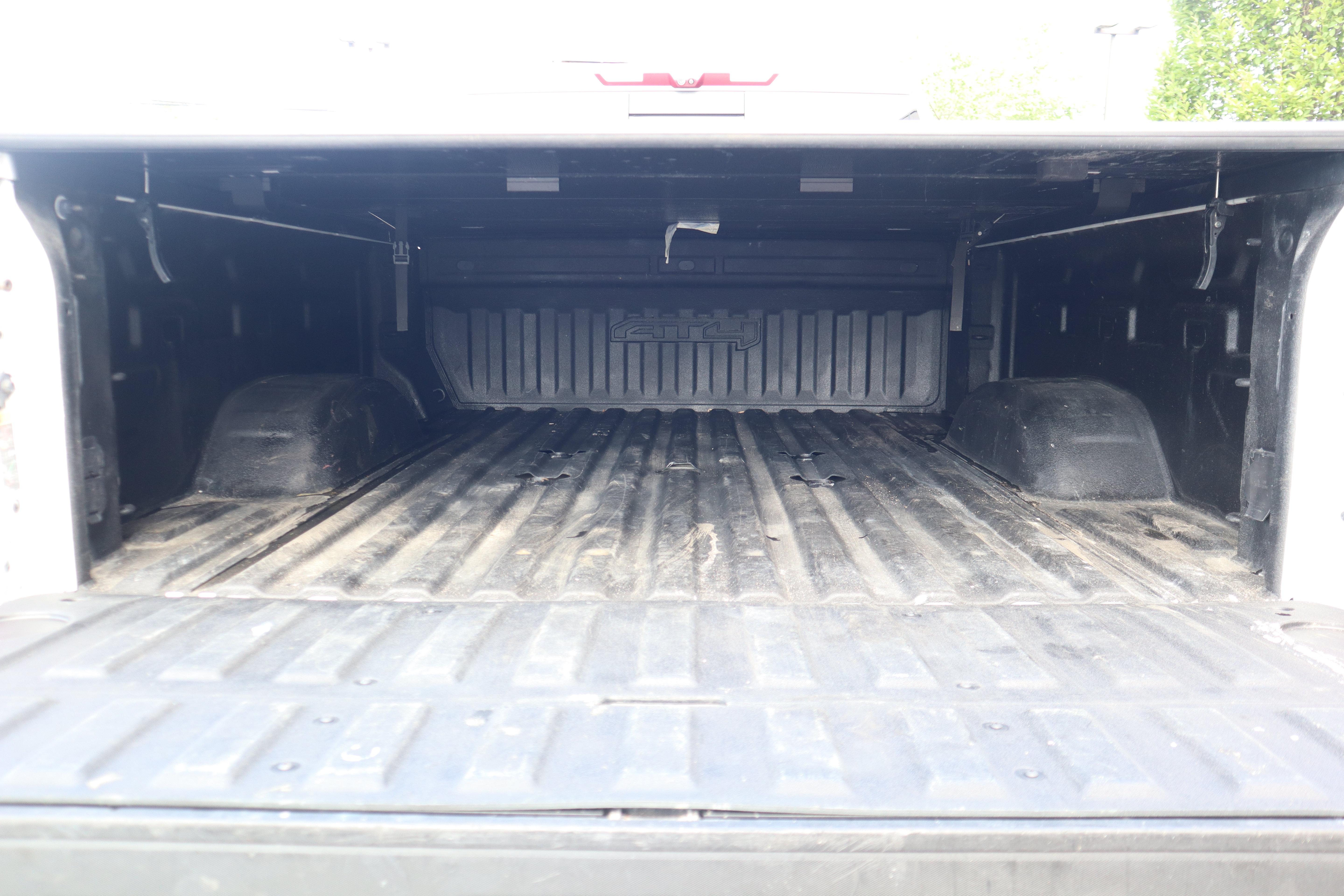Used 2022 GMC Sierra 2500 AT4 w/ AT4 Premium Plus Package AWD/4WD image 41