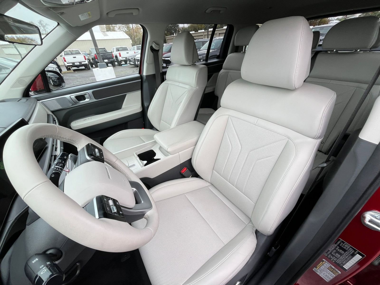 Used 2025 Hyundai Santa Fe SEL image 38