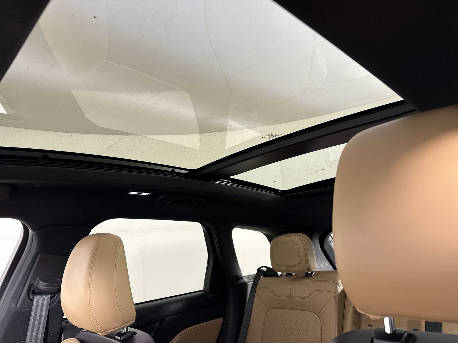 Used 2021 Lincoln Corsair Reserve w/ Equipment Group 201A image 18