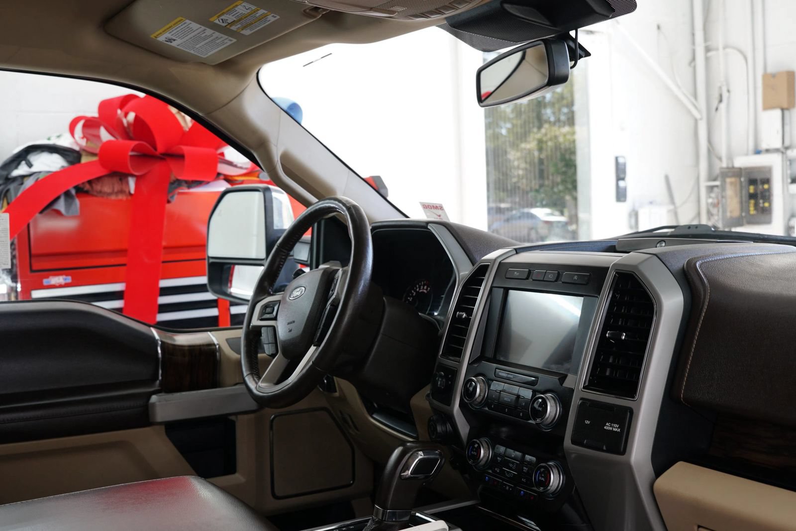 Used 2019 Ford F150 Lariat w/ Equipment Group 502A Luxury RWD image 18