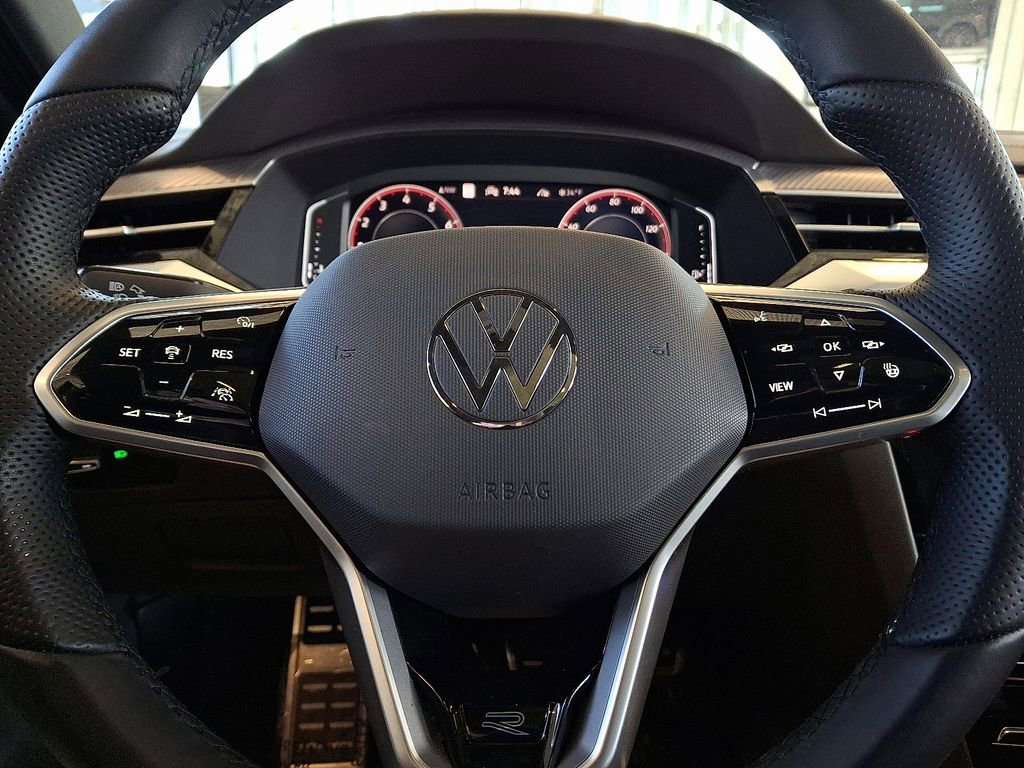 Used 2023 Volkswagen Arteon SEL Premium image 20