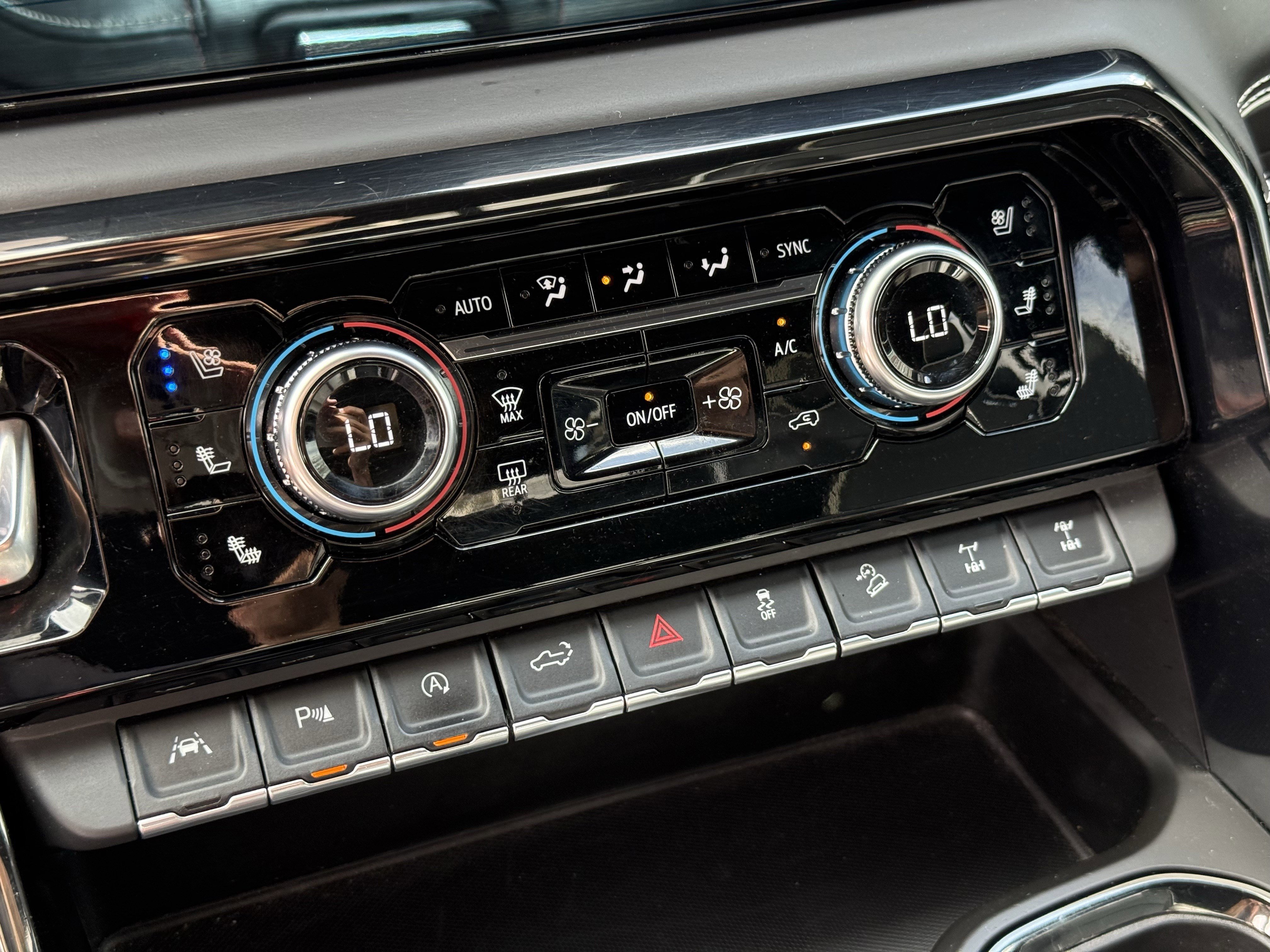 Used 2023 GMC Sierra 1500 AT4X image 21