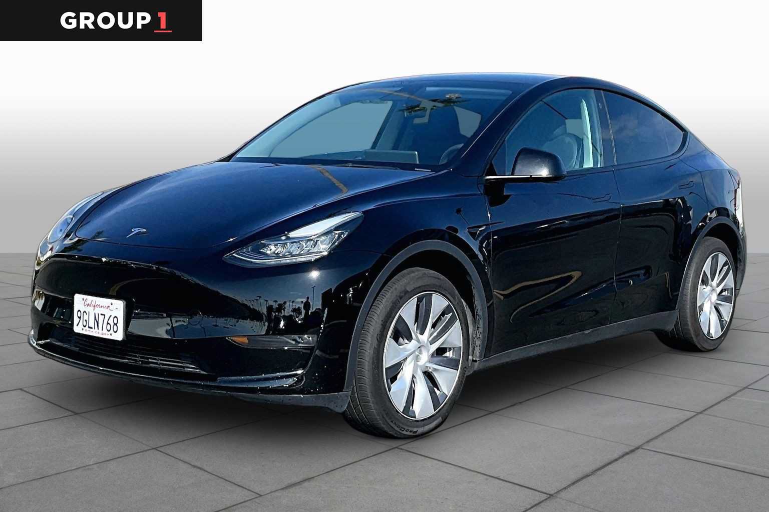 Used 2023 Tesla Model Y AWD video 1