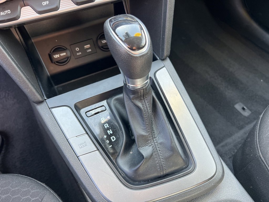 Used 2020 Hyundai Elantra SEL w/ Cargo Package (C1) image 17