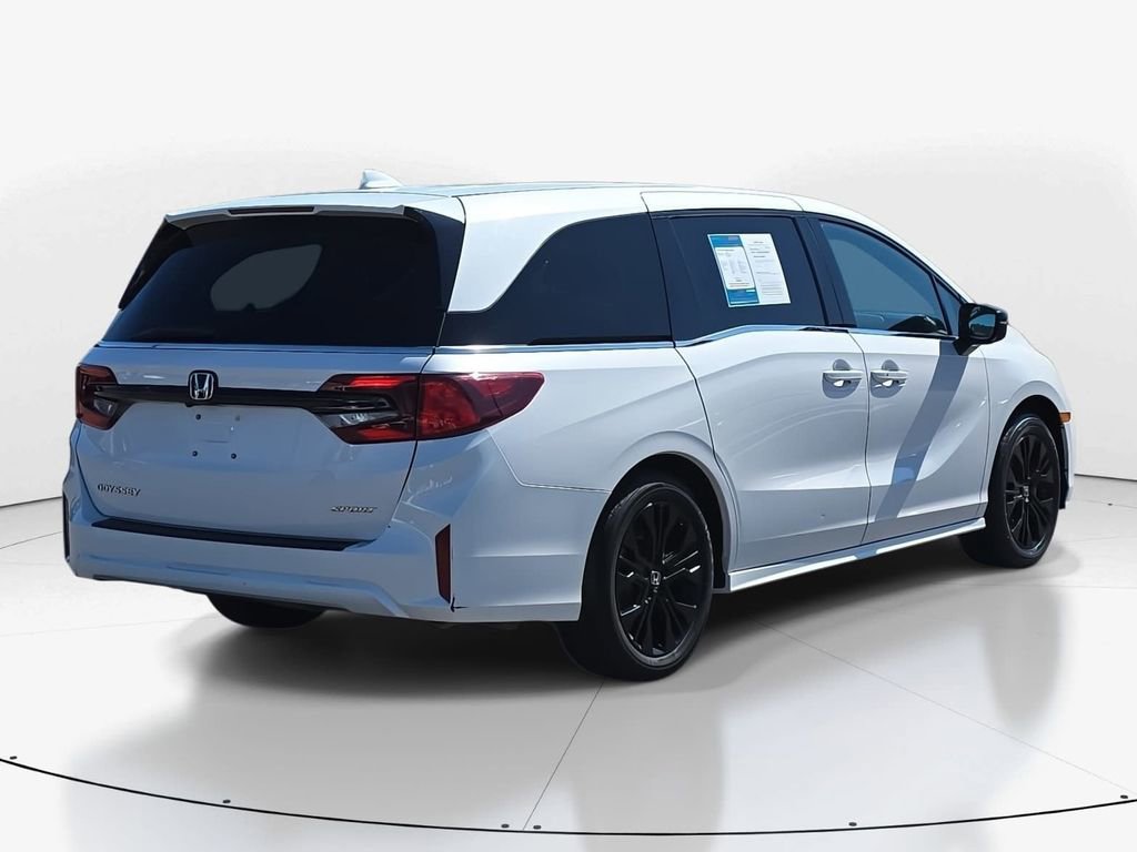 Used 2025 Honda Odyssey Sport-L image 5