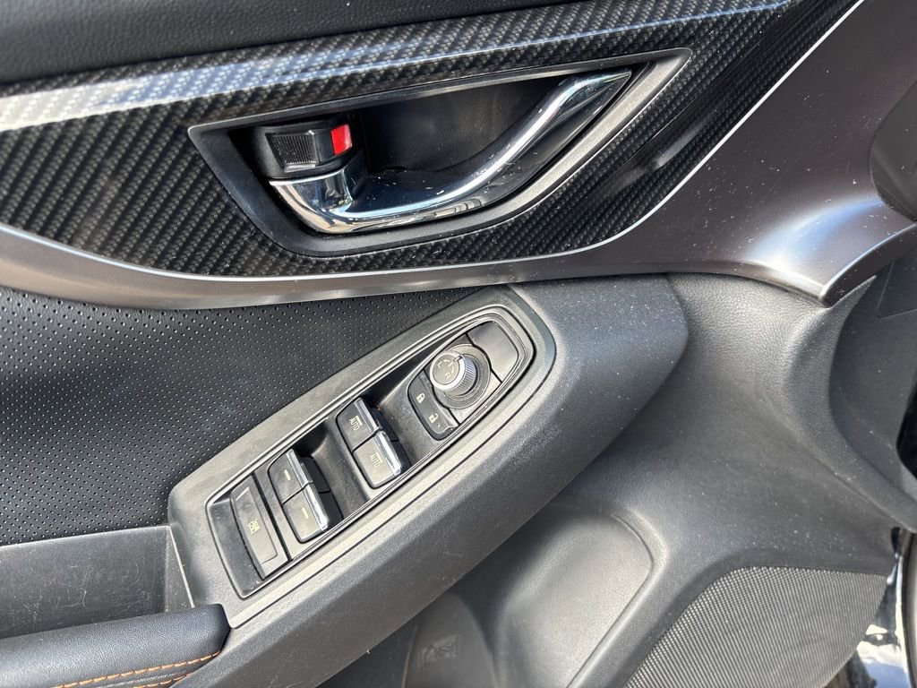 Used 2018 Subaru Crosstrek 2.0i Limited image 11