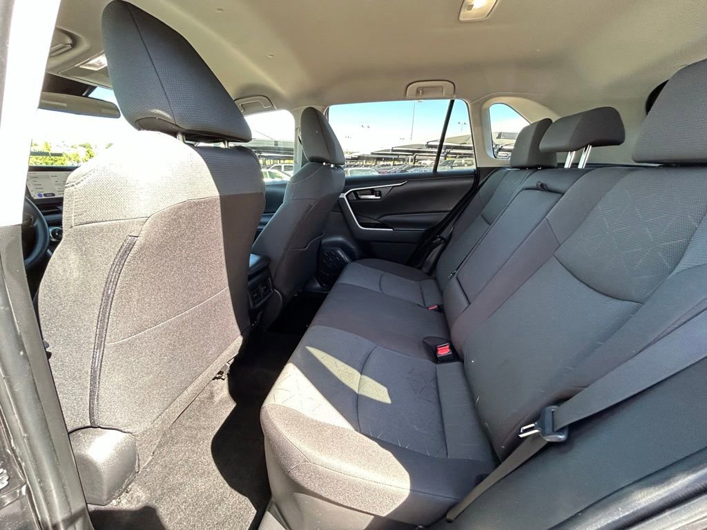 Used 2024 Toyota RAV4 XLE image 27