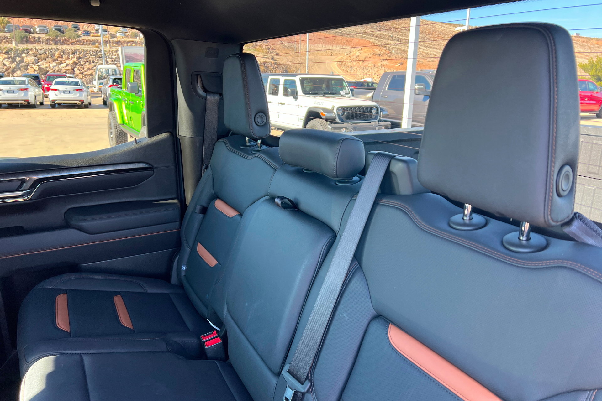 Certified 2025 GMC Sierra 1500 AT4 image 21