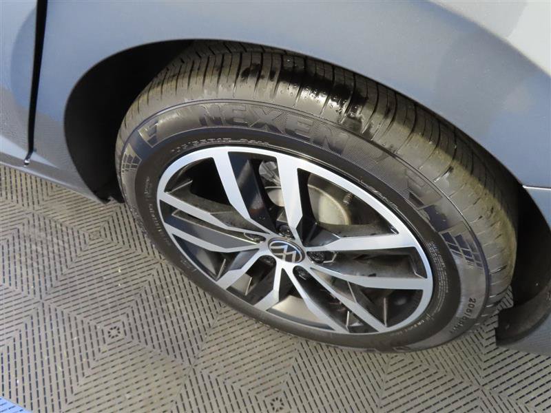 Used 2026 Volkswagen Jetta SE FWD image 7