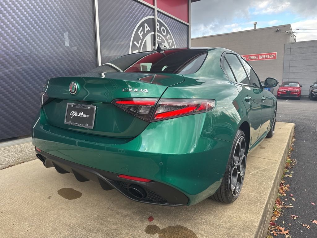 New 2025 Alfa Romeo Giulia AWD w/ Driving Assist Package image 3