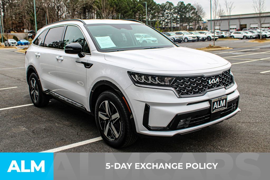 Used 2023 Kia Sorento EX image 4