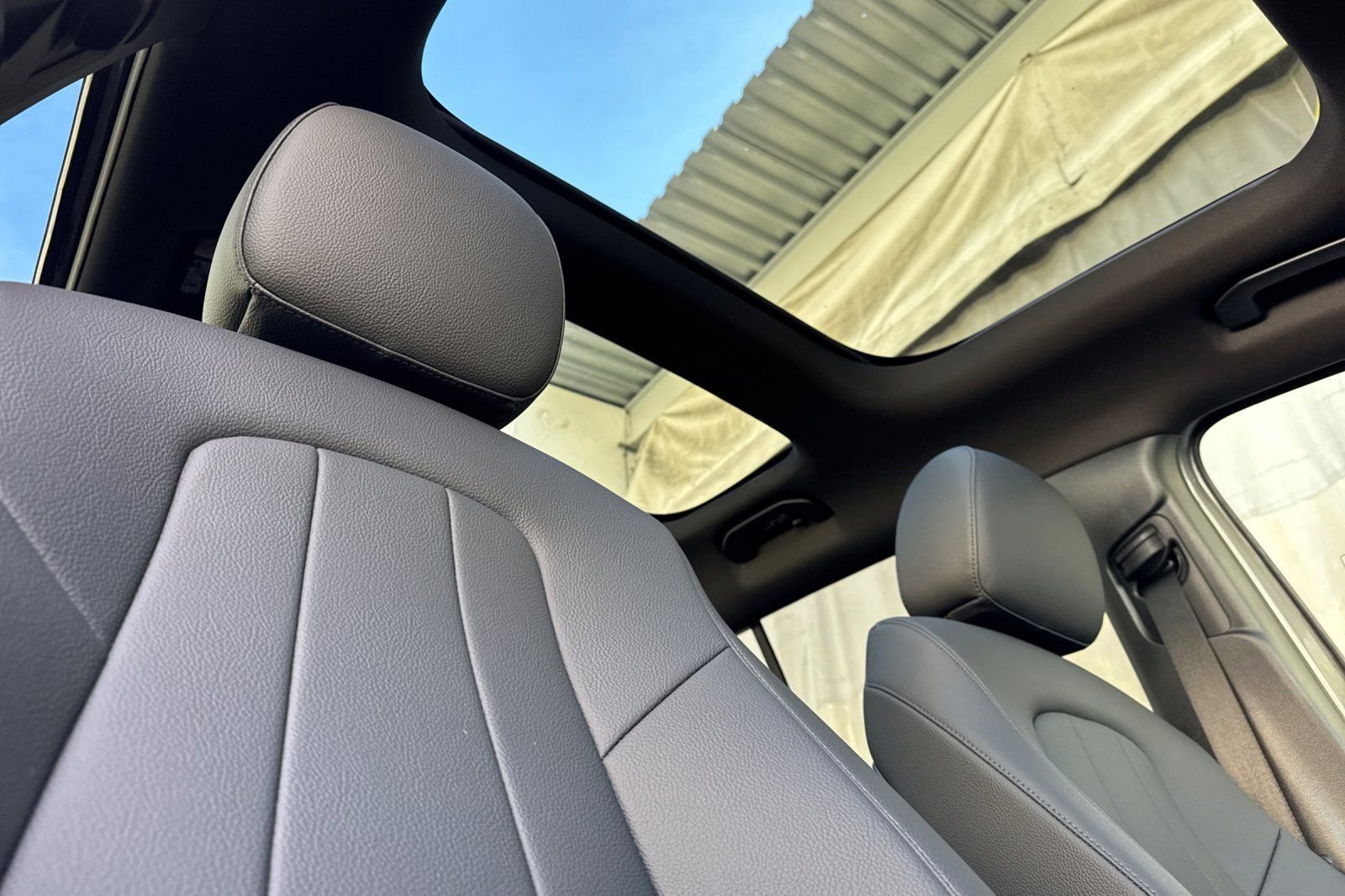 New 2026 Mercedes-Benz GLB 250 image 33