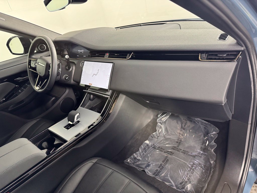 Used 2025 Land Rover Range Rover Evoque S AWD/4WD image 30