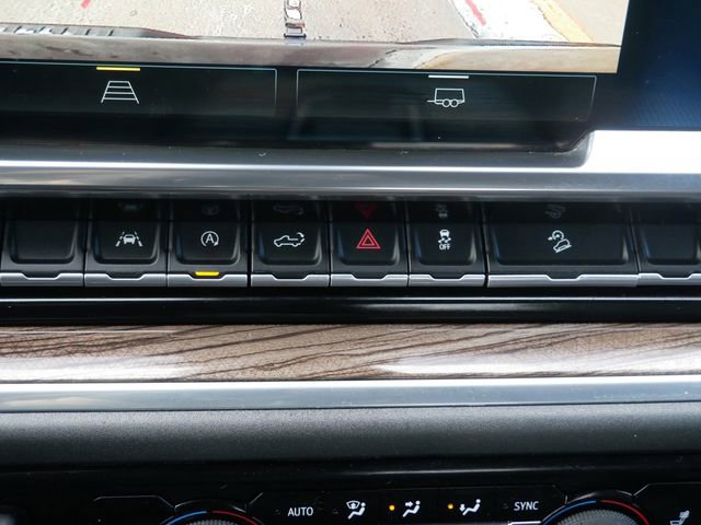 Used 2022 Chevrolet Silverado 1500 LT Trail Boss image 16