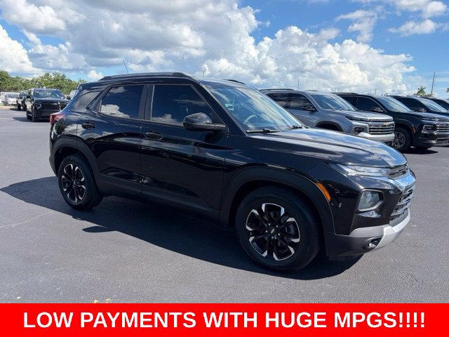 Used 2021 Chevrolet TrailBlazer LT w/ Convenience Package