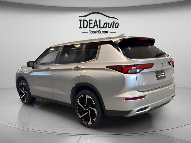 Used 2024 Mitsubishi Outlander SE AWD/4WD image 5