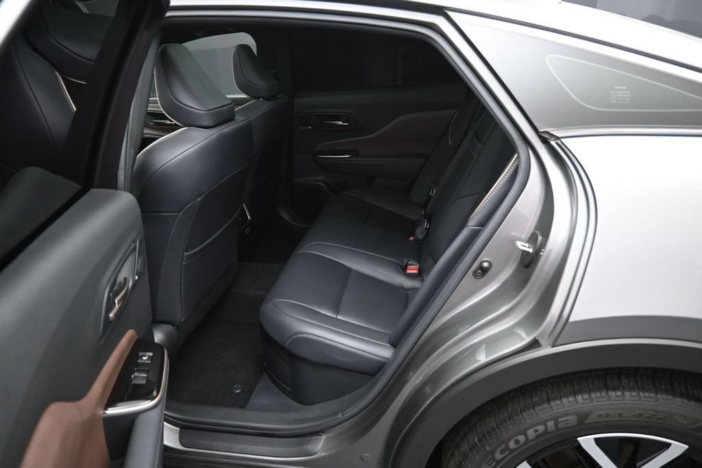 Certified 2024 Toyota Crown AWD/4WD image 31