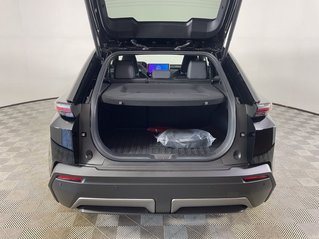 New 2026 Toyota C-HR AWD/4WD image 19