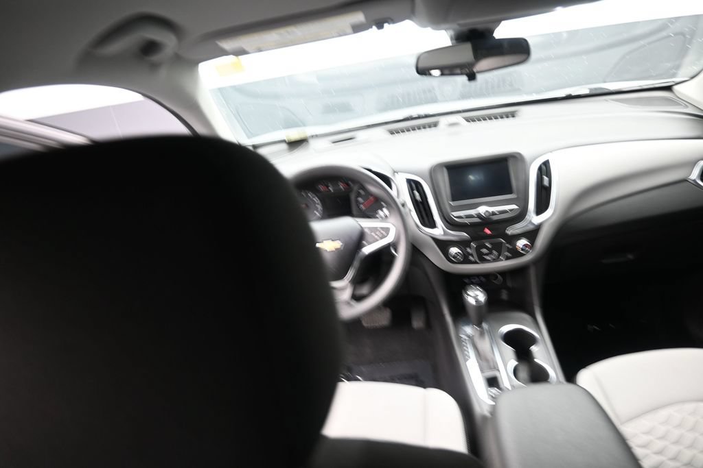 Used 2021 Chevrolet Equinox LS FWD image 15